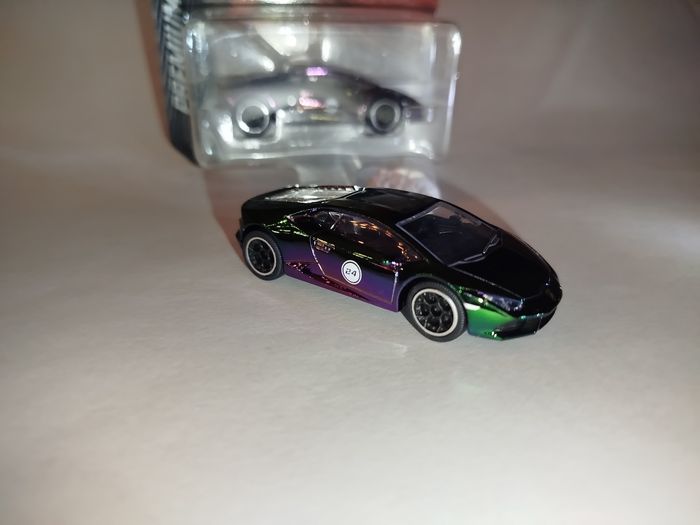 Majorette Lamborghini Huracán Coupé Rainbow Edition 2024 - photo numéro 2