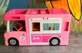 Camping-car 3 en 1 Barbie 