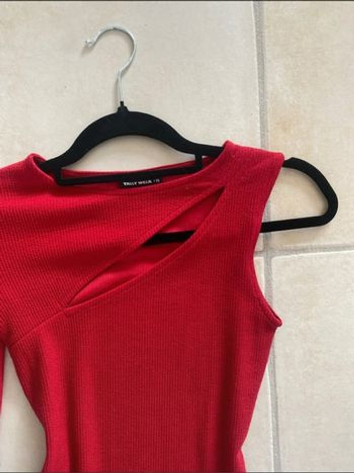 Robe rouge - photo numéro 3