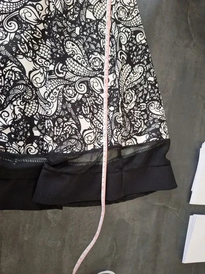 Robe noir et blanc - photo numéro 8