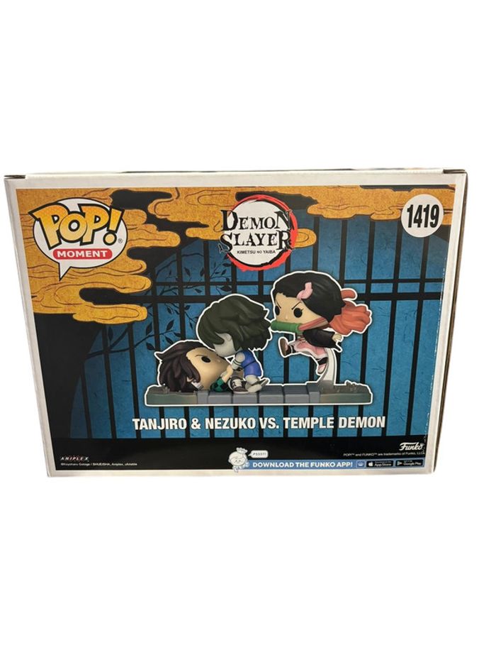 Figurine Funko Pop Moment Demon Slayer Tanjiro et Nezuko Vs Temple Demon 1419 neuf - photo numéro 2