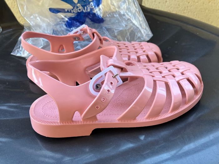 Chaussures d’eau Méduse taille 30 neuves - photo numéro 5