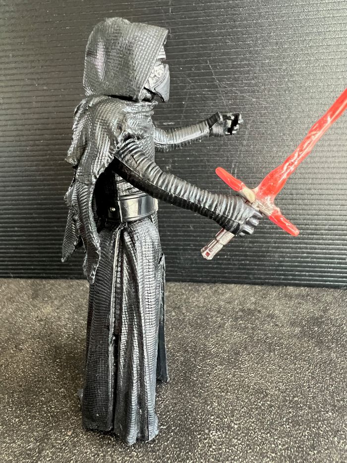 Kylo Ren Figurine Star Wars 11cm - Le réveil de la force - photo numéro 7