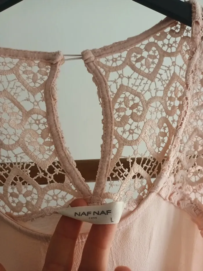 Blouse sans manches rose avec dentelle Naf Naf taille L - photo numéro 5