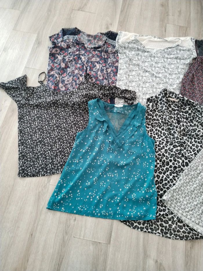 Lot tee shirt femme taille s - photo numéro 2