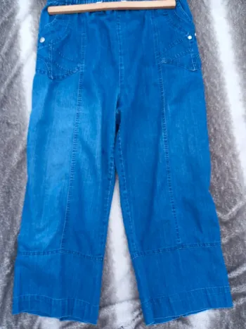 Pantacourt en jean👖t.44