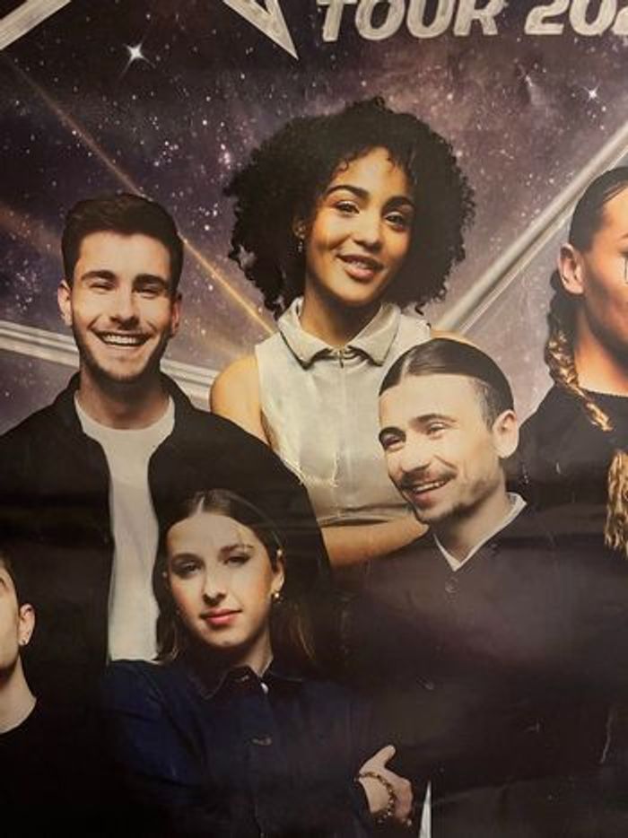 🎤 Poster Star Academy Tour 2024 – Grand format – Signé par tous les académiciens ⭐ - photo numéro 6