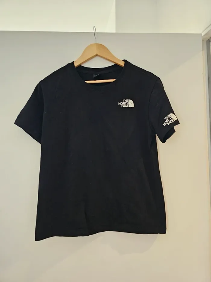 Tee shirt