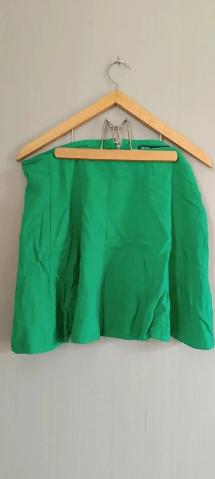 217- jupe neuve avec étiquette, zara, Taille L - photo numéro 2