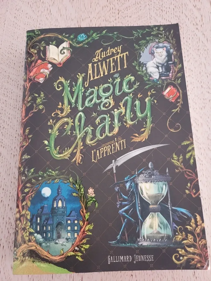 Livre magic Charly
