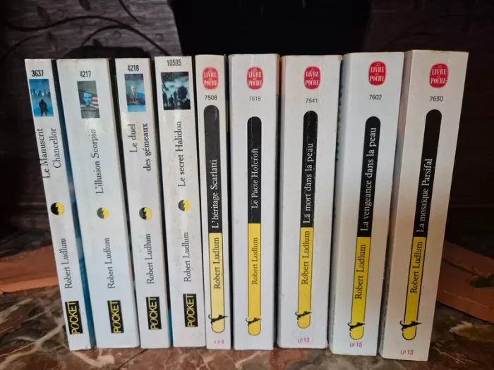 📚 Robert Ludlum - 9 romans 📚 - photo numéro 12