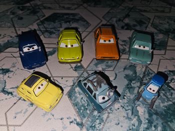 Lot de Voitures Cars Disney mattel metal d occasions tbe