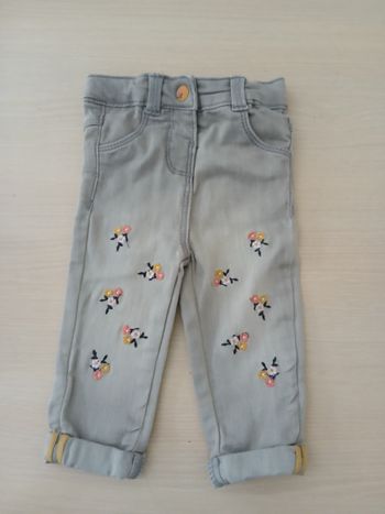 Pantalon fille taille 6 mois marque orchestra
