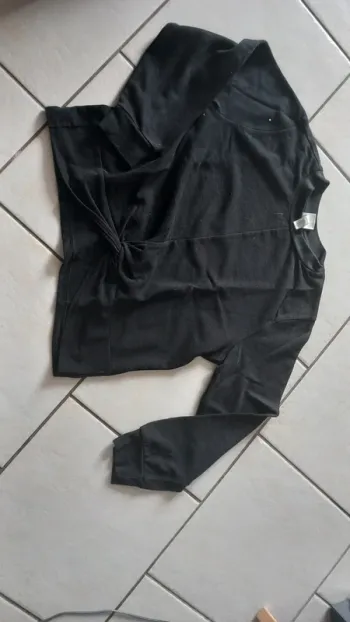 Pull h&M noir taille m tbe