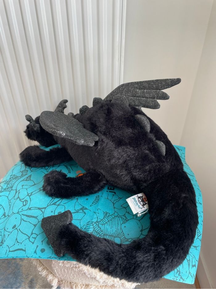 Peluche JELLYCAT LARGE ONYX DRAGON 🖤 - photo numéro 7