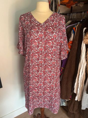 Robe longue légère pour été fleurs rose et blanche