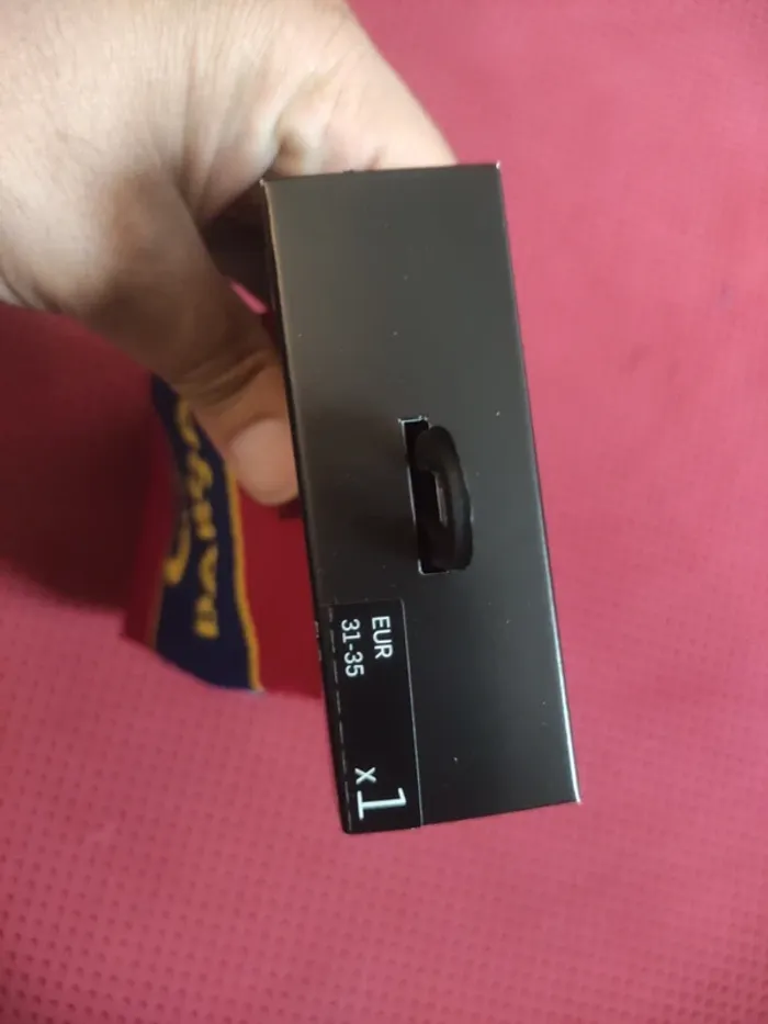 Chaussettes de foot FC Barcelone, Nike Authentique Officiel taille 31/35, Neuf - photo numéro 9