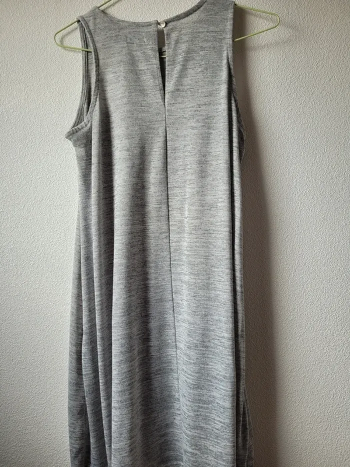 Robe grise taille 40 - photo numéro 5