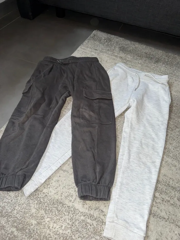 Lot de 3 jogging taille 110-116