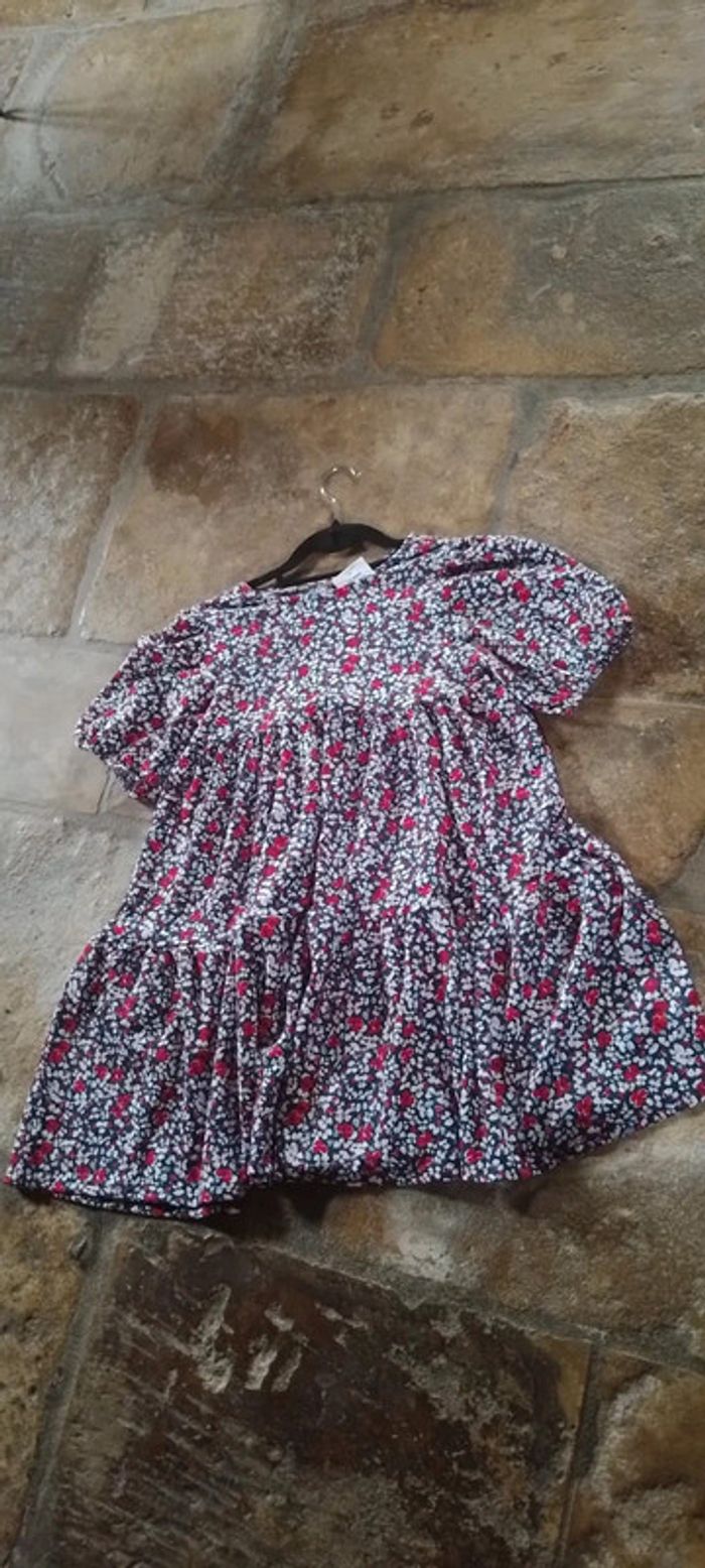 Robe à fleurs 10 ans - photo numéro 2