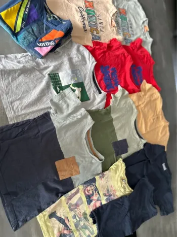Lot 12 TEE shirt manches courtes