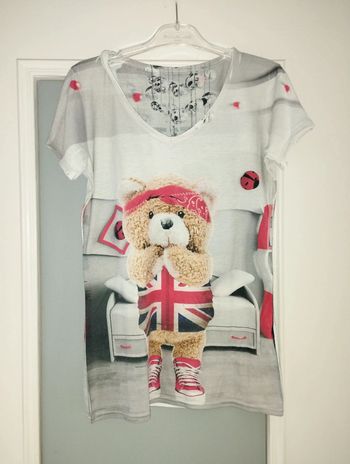 Tee shirt