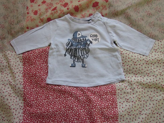 T-Shirt manches longues bleu clair 3 mois