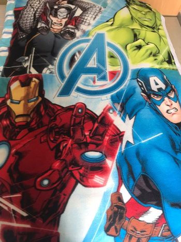 Grande couverture douce Avengers - photo numéro 3