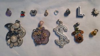 Lot pendentifs ou au choix