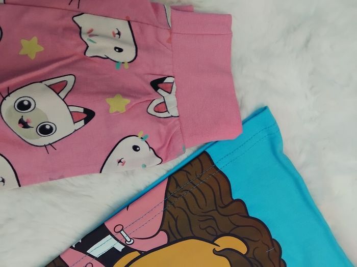 Pyjama deux pièces, Gabby Dollhouse, neuf avec étiquettes - photo numéro 5