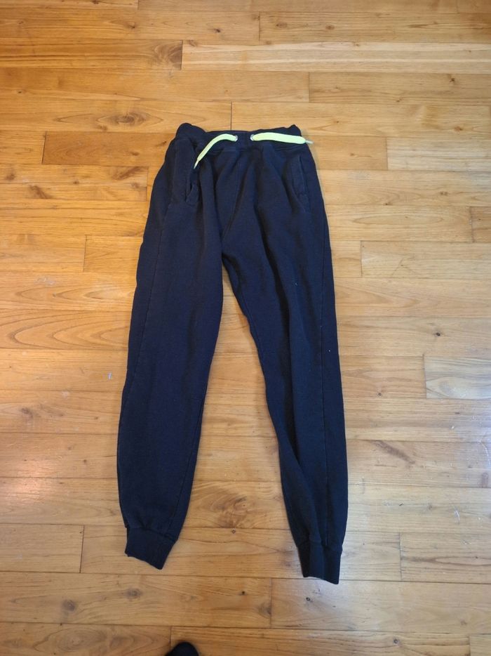 Lot vêtements garçon 12 ans - photo numéro 3