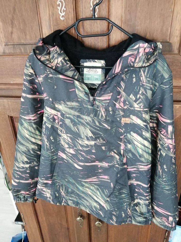 Veste pluie Pull & Bear taille S - photo numéro 3