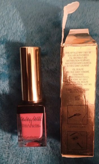 Rouge à lèvres 2en 1 blush Yves Saint Laurent
