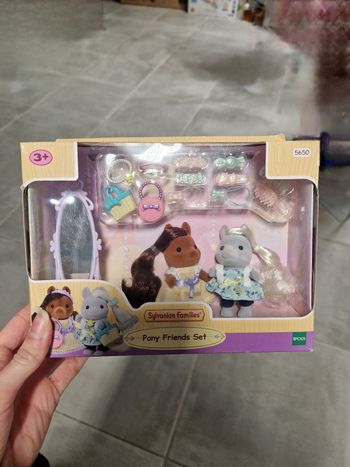 Neuf pony friends set sylvanian families