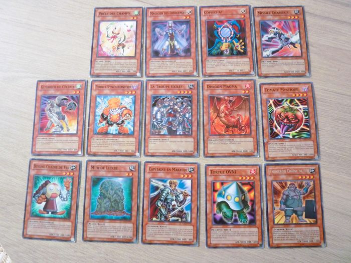 Jeu stratégie plateau 54 carte YU GI OH collection univers garçon lot TBE - photo numéro 3