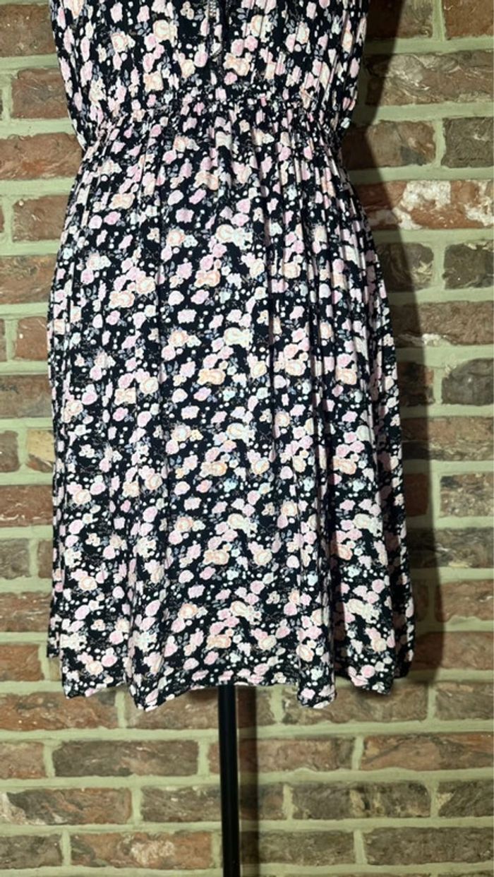 Robe à fleurs Pimkie Taille M / 38 - photo numéro 8