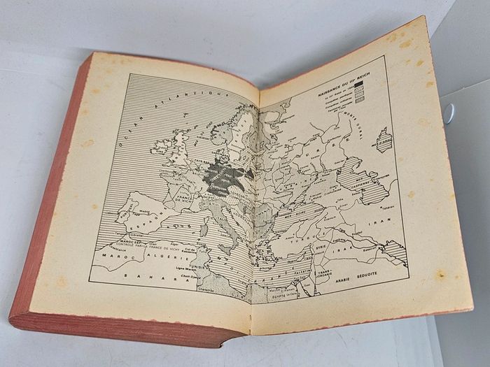"Le troisième Reich, des origines à la chute", de William L. Shirer - photo numéro 8