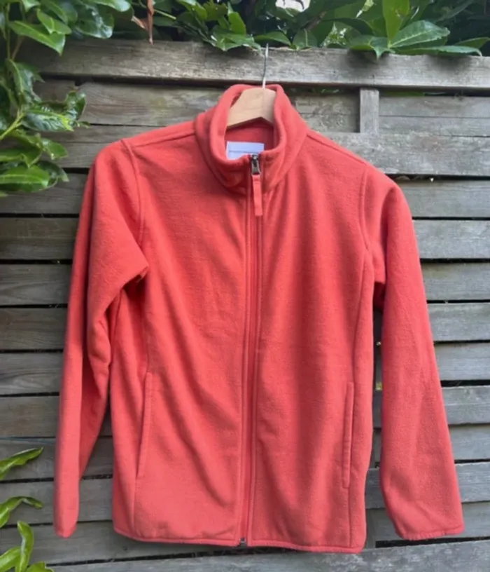 Polaire chaude et douce de Amazon Essentials, couleur corail, taille L, en très bon état. - photo numéro 3