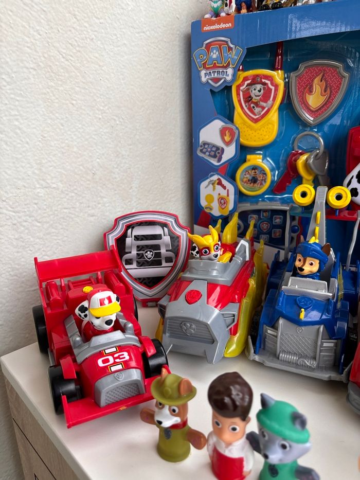 Gros lot de jouets pat patrouille - Circuit mighty meteor track set - véhicules mission spéciale - figurines - photo numéro 5