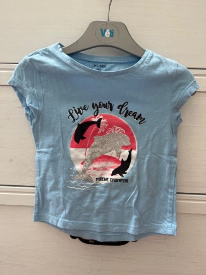 TEE shirt