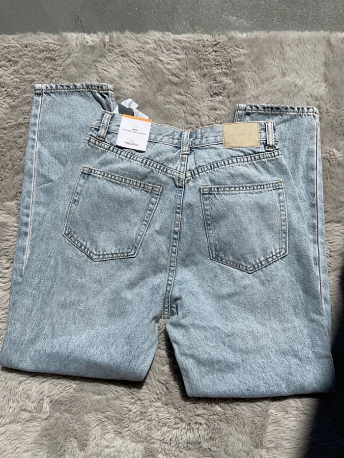 Jeans clair Mom Pull And Bear taille 36 - photo numéro 2