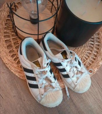 Basket adidas superstar Rubik carré unisexe