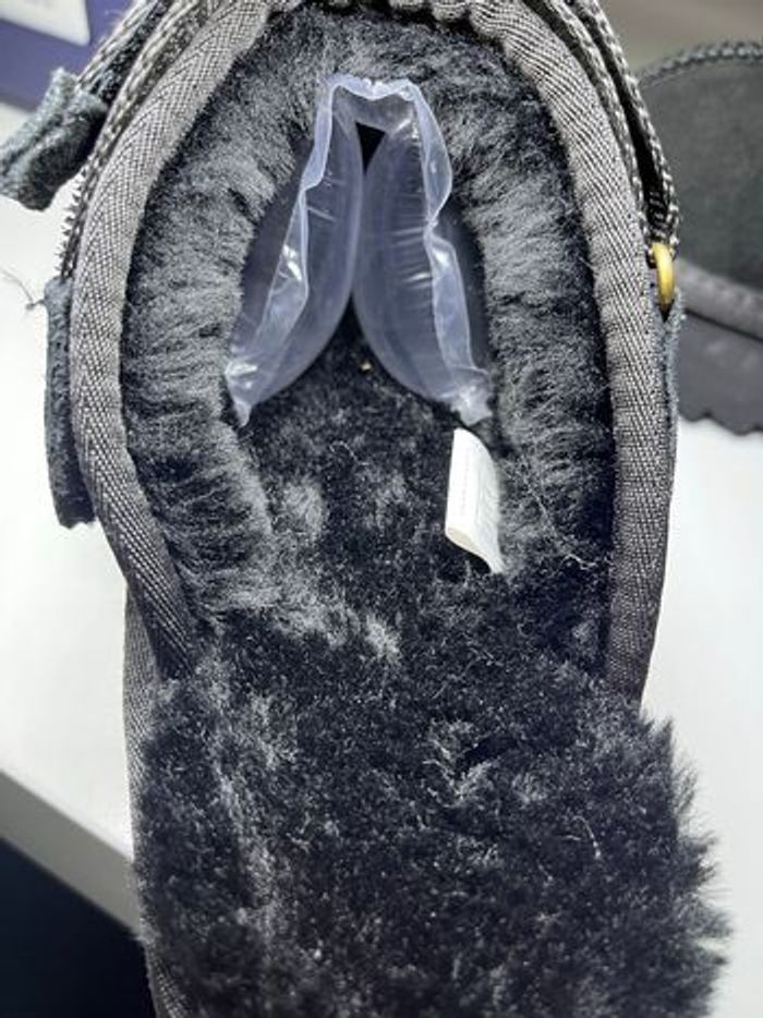 Chaussure ugg tasman à scratch noir taille 38 - photo numéro 2