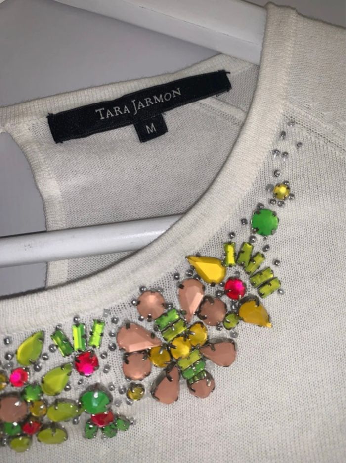 Pull Tara Jarmon neuf avec strass  M