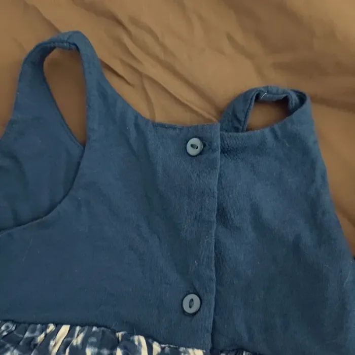 Lot 2 robes 2-3 ans - photo numéro 2