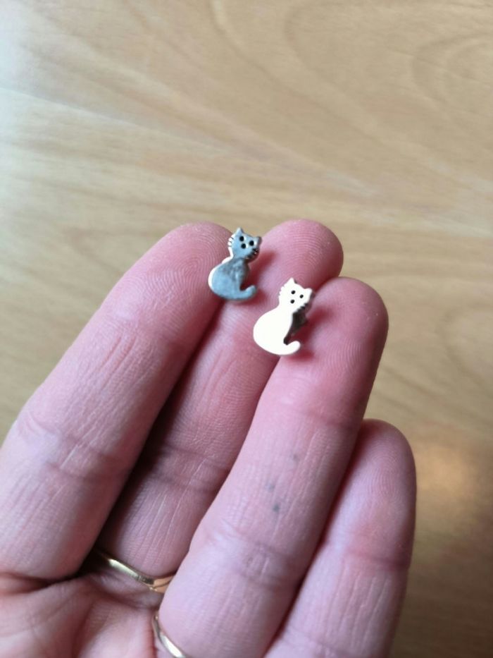 Boucles d'oreilles chat argentées - photo numéro 1