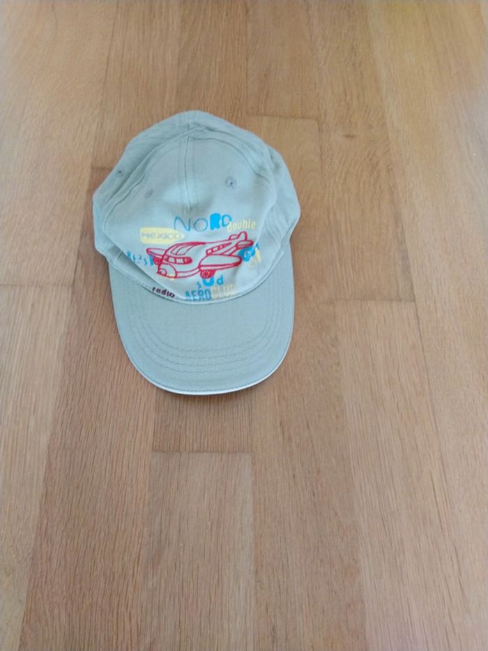 Casquette 48 cm - photo numéro 1
