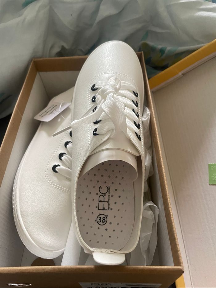 Chaussure femme neuve