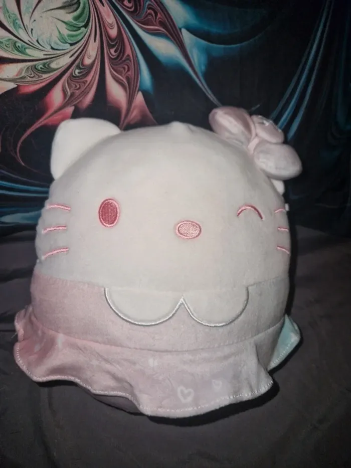 Peluche squishmallow hello kitty - photo numéro 2