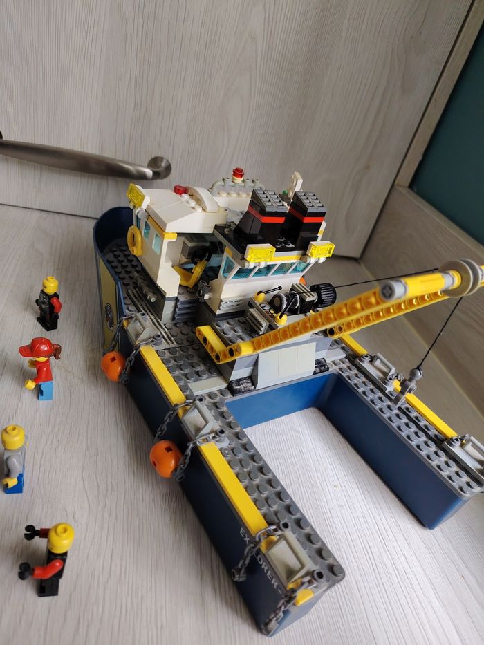 Grand bateau lego remorqueur - photo numéro 4